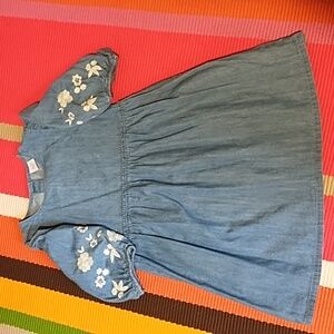 Wonder Nation EUC 6-6X Blue Puff Sleeve Denim dress With Embroidery Sleeves.